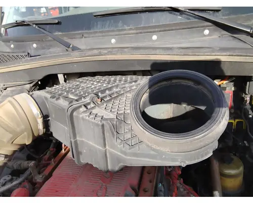 KENWORTH T680 AIR CLEANER