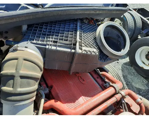 KENWORTH T680 AIR CLEANER