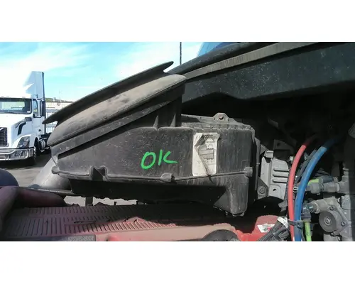 KENWORTH T680 AIR CLEANER