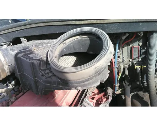 KENWORTH T680 AIR CLEANER