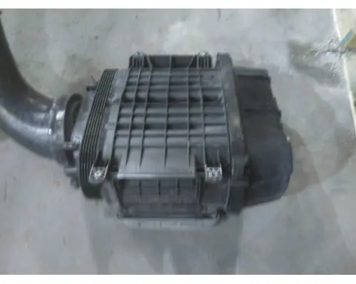 KENWORTH T680 AIR CLEANER