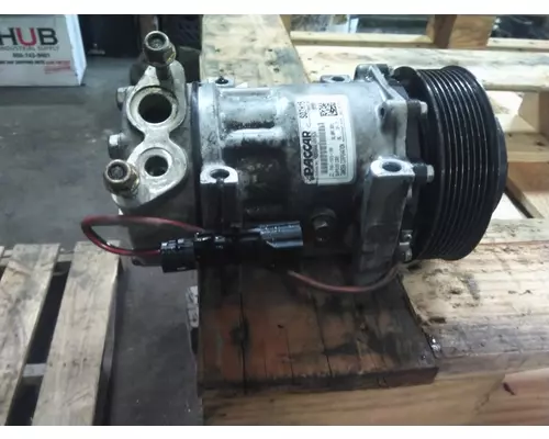 KENWORTH T680 AIR CONDITIONER COMPRESSOR