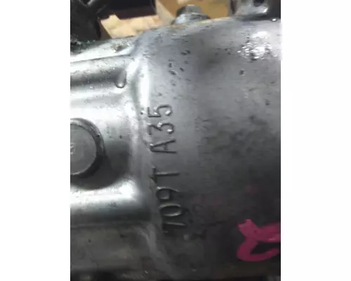 KENWORTH T680 AIR CONDITIONER COMPRESSOR