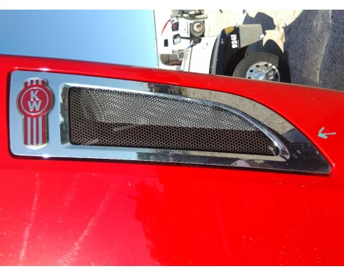 KENWORTH T680 AIR INTAKE LOUVER/COVER