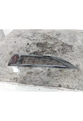 KENWORTH T680 AIR INTAKE LOUVER/COVER