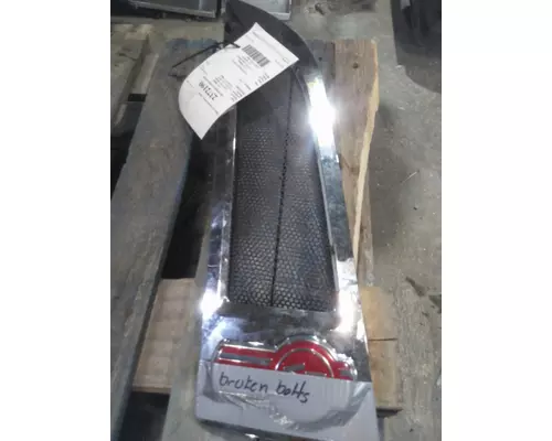 KENWORTH T680 AIR INTAKE LOUVERCOVER