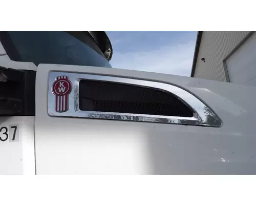 KENWORTH T680 AIR INTAKE LOUVERCOVER