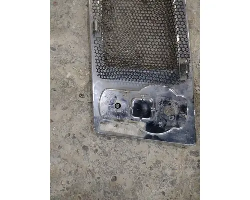KENWORTH T680 AIR INTAKE LOUVERCOVER