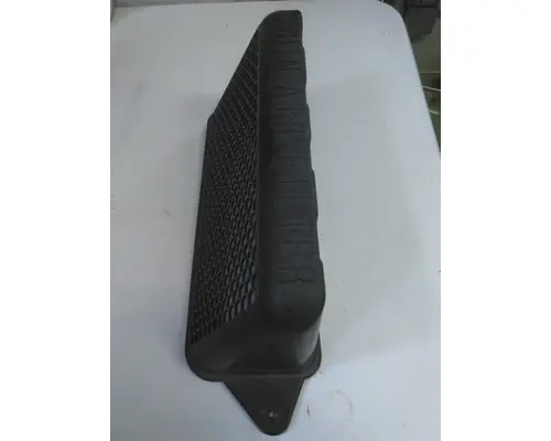 KENWORTH T680 AIR INTAKE LOUVERCOVER