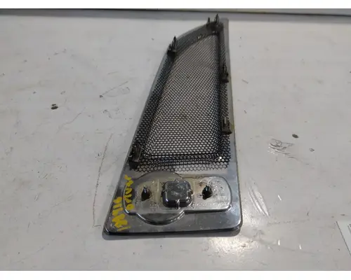 KENWORTH T680 AIR INTAKE LOUVERCOVER