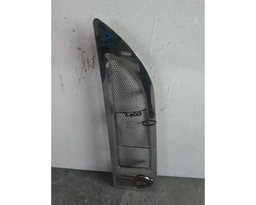 KENWORTH T680 AIR INTAKE LOUVER/COVER