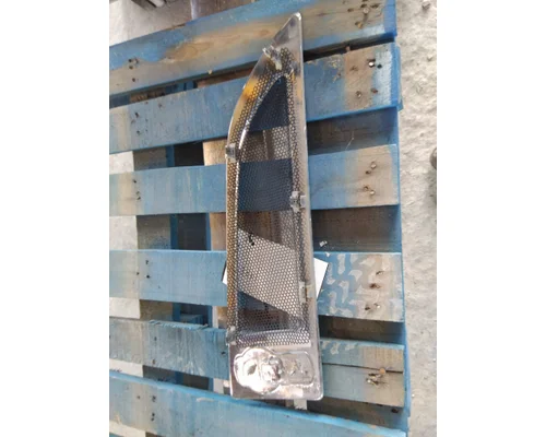 KENWORTH T680 AIR INTAKE LOUVERCOVER