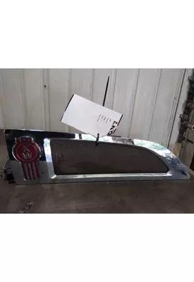 KENWORTH T680 AIR INTAKE LOUVER/COVER