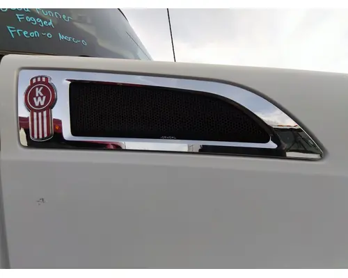 KENWORTH T680 AIR INTAKE LOUVERCOVER