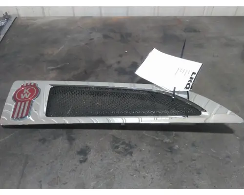 KENWORTH T680 AIR INTAKE LOUVERCOVER