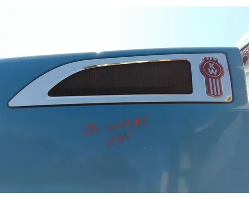 KENWORTH T680 AIR INTAKE LOUVERCOVER