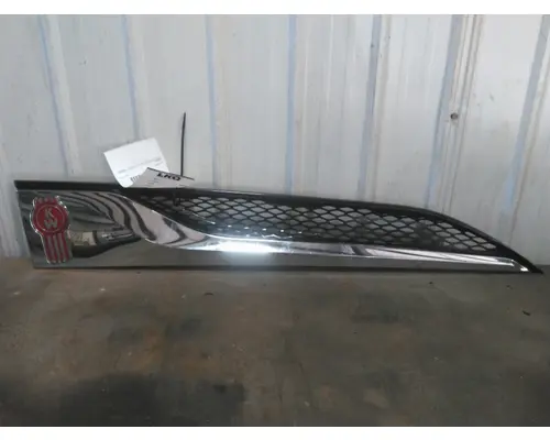 KENWORTH T680 AIR INTAKE LOUVERCOVER