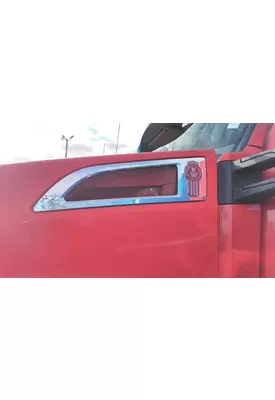 KENWORTH T680 AIR INTAKE LOUVER/COVER
