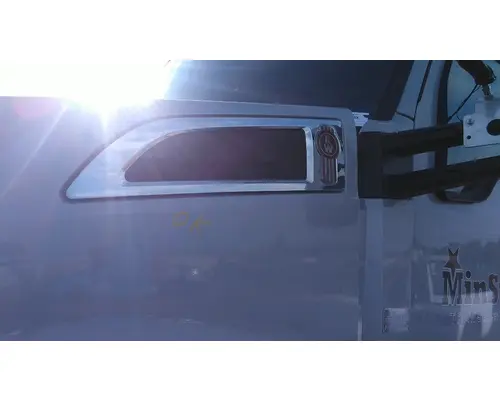 KENWORTH T680 AIR INTAKE LOUVERCOVER