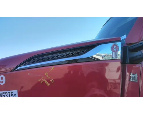KENWORTH T680 AIR INTAKE LOUVERCOVER