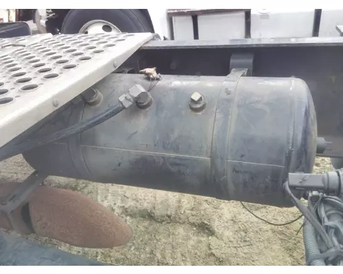 KENWORTH T680 AIR TANK