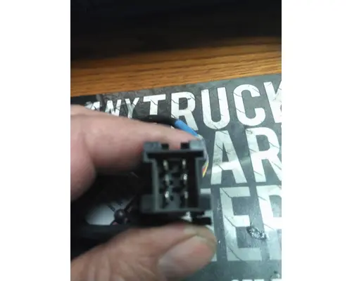 KENWORTH T680 AUXILLARY HEATER