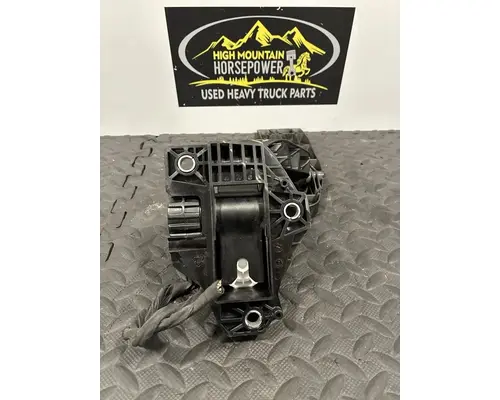 KENWORTH T680 Accelerator Parts