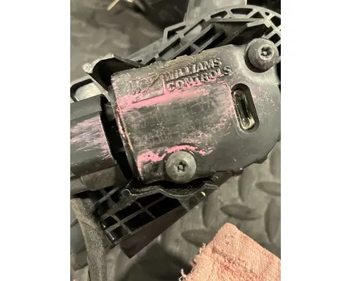 KENWORTH T680 Accelerator Parts