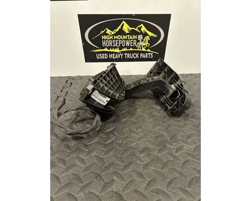 KENWORTH T680 Accelerator Parts