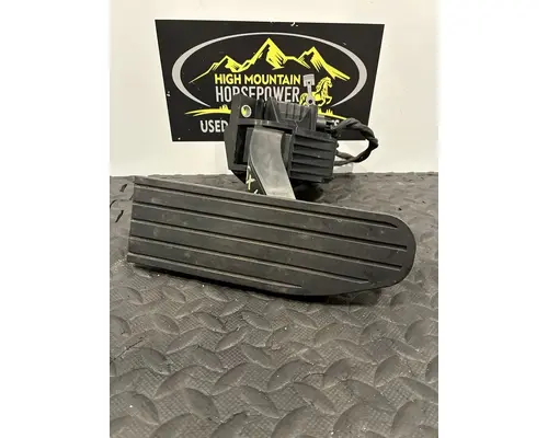 KENWORTH T680 Accelerator Parts
