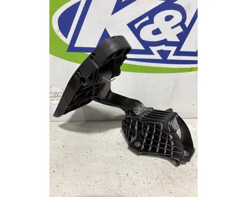 KENWORTH T680 Accelerator Parts