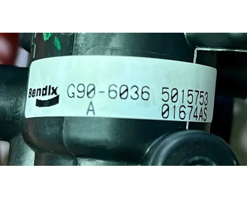 KENWORTH T680 Air Brake Dash Valve
