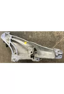 KENWORTH T680 Air Cleaner, Bracket
