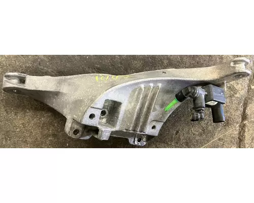 KENWORTH T680 Air Cleaner, Bracket