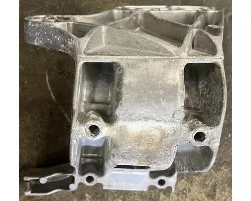 KENWORTH T680 Air Cleaner, Bracket