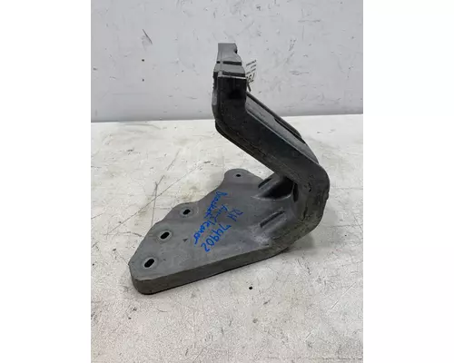 KENWORTH T680 Air Cleaner Bracket