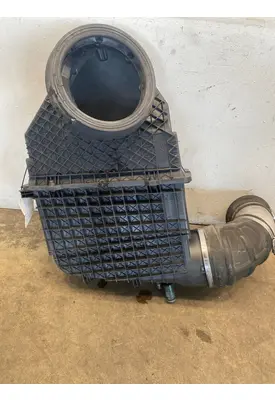 KENWORTH T680 Air Cleaner