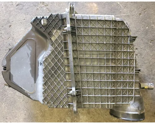 KENWORTH T680 Air Cleaner