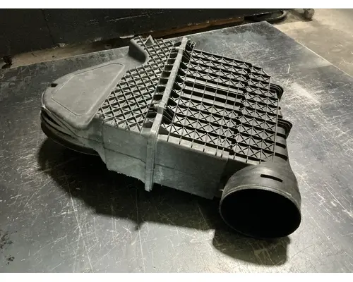 KENWORTH T680 Air Cleaner