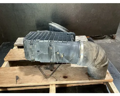 KENWORTH T680 Air Cleaner