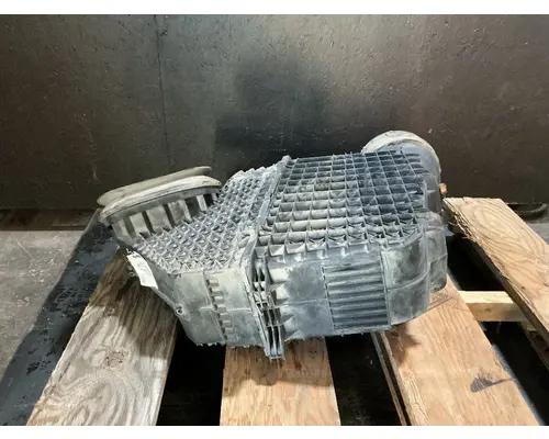 KENWORTH T680 Air Cleaner