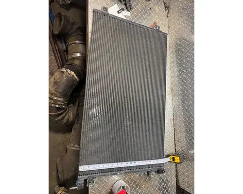 KENWORTH T680 Air Conditioner Condenser