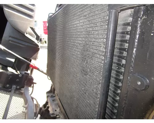 KENWORTH T680 Air Conditioner Condenser