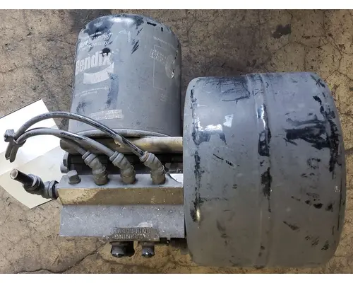 KENWORTH T680 Air Dryer