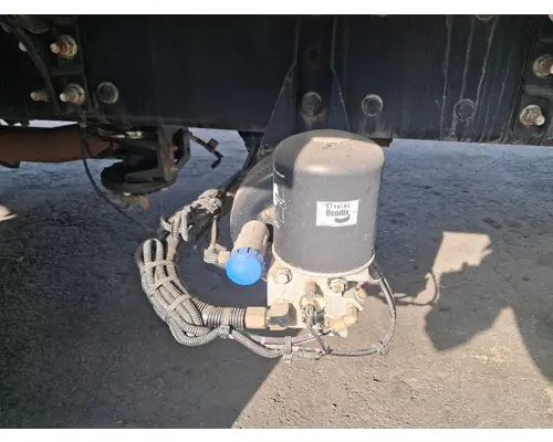 KENWORTH T680 Air Dryer