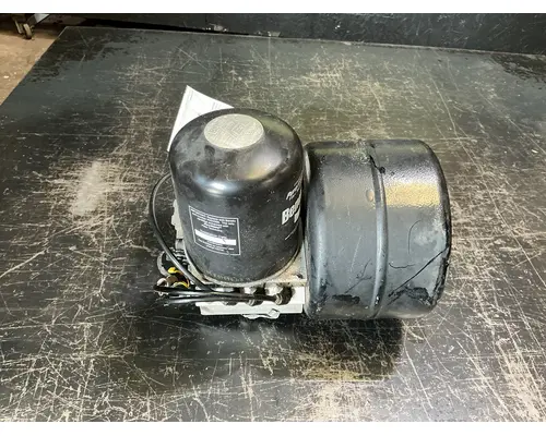 KENWORTH T680 Air Dryer