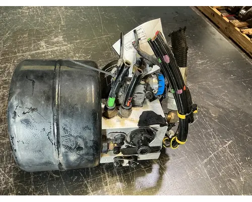 KENWORTH T680 Air Dryer