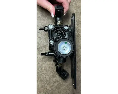 KENWORTH T680 AirBrake Relay Valve Assembly