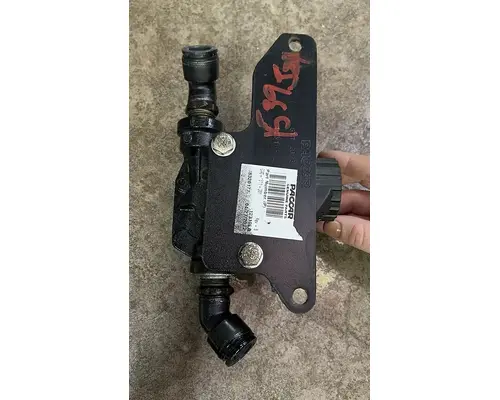 KENWORTH T680 AirBrake Relay Valve Assembly