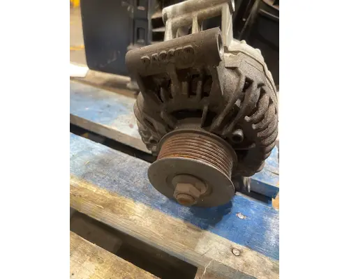 KENWORTH T680 Alternator